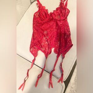 Yandy Red Lace Chemise size S/M with ties and hook back garters Underwire cup.